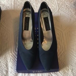 STUART WEITZMAN heels